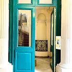 Spacious 2 Bedroom Champs Elysees And Golden Triangle * Paris