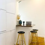 Spacious 2 Bedroom Champs Elysees And Golden Triangle Appartamento *